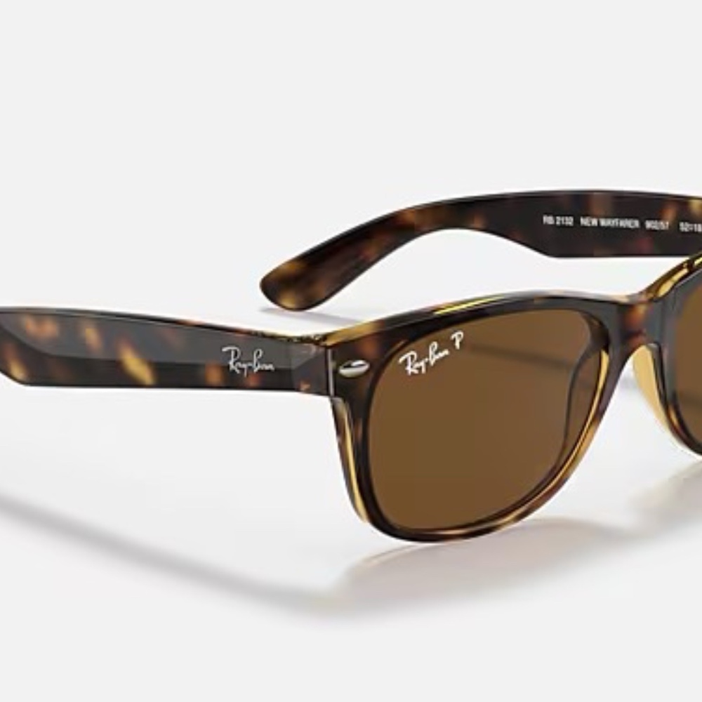 Ray Ban Wayfarer Classic in Tortoise Brown